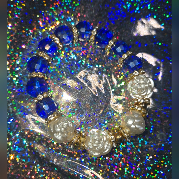 Fashion Jewelry I Sapphire I Fire Fly Pebble with Pearl Roses I Double Bracelet - Picture 2 of 5